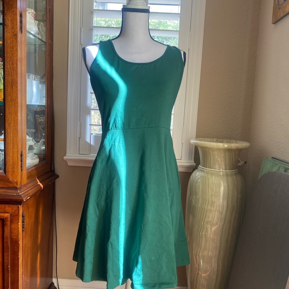 New Sleeveless Fit & Flare Dress M